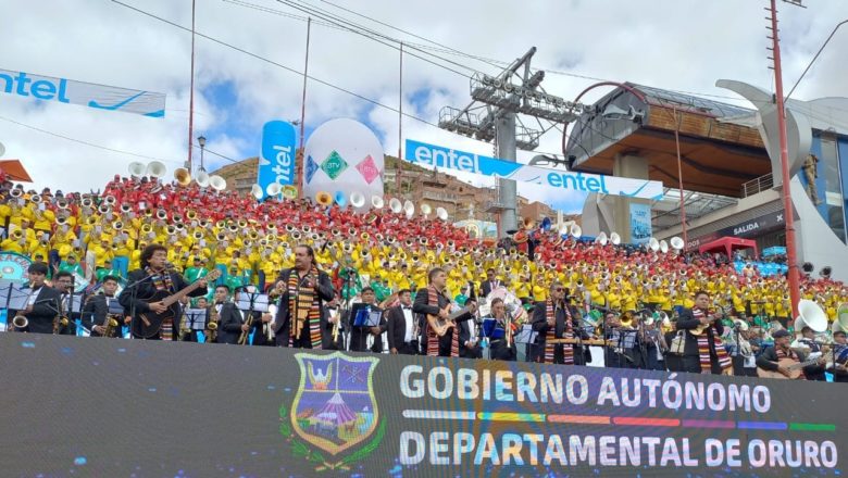 Oruro vibra de emoción con un espectacular festival de bandas