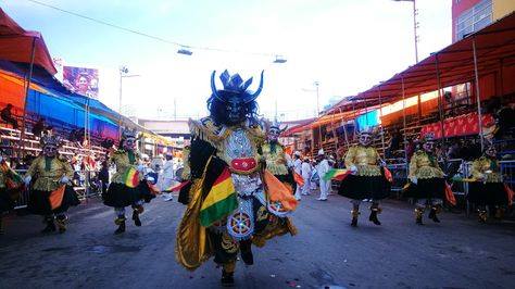 Aguardan al menos 300.000 visitantes para presenciar el Carnaval de Oruro 2023