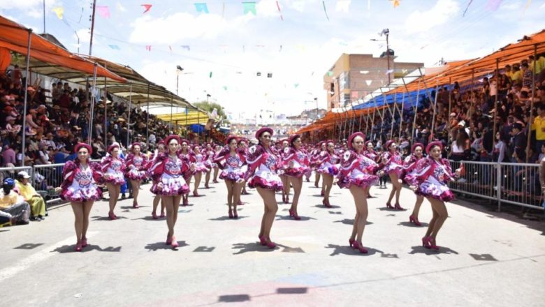 Carnaval de Oruro: Conjuntos observaron el abandono de las fuerzas del orden y la invasión de la ruta