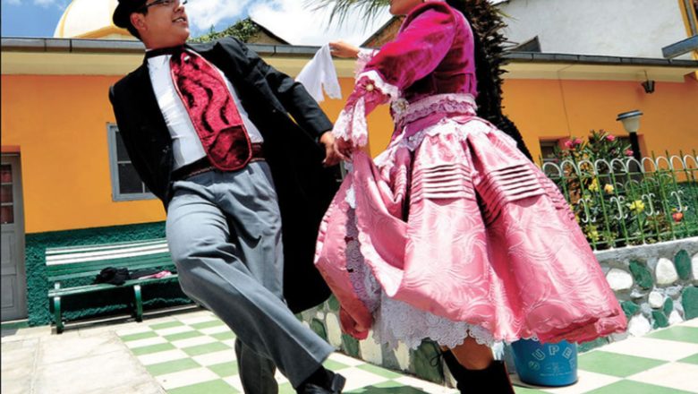 La cueca paceña una danza de cortejo elegante