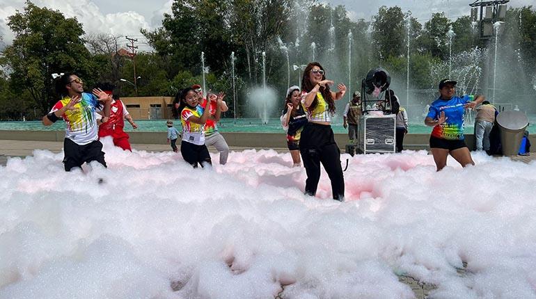 Cochabamba: Invitan a la “Fiesta de la Espuma” en el parque de la Familia