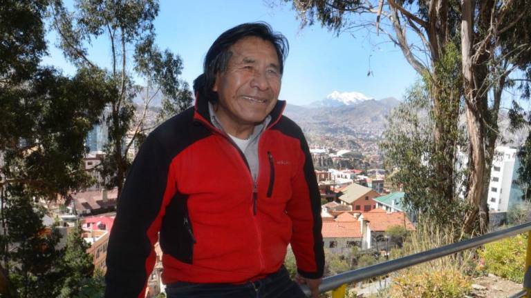 Bernardo de las alturas, conquistó el Everest hace 25 años