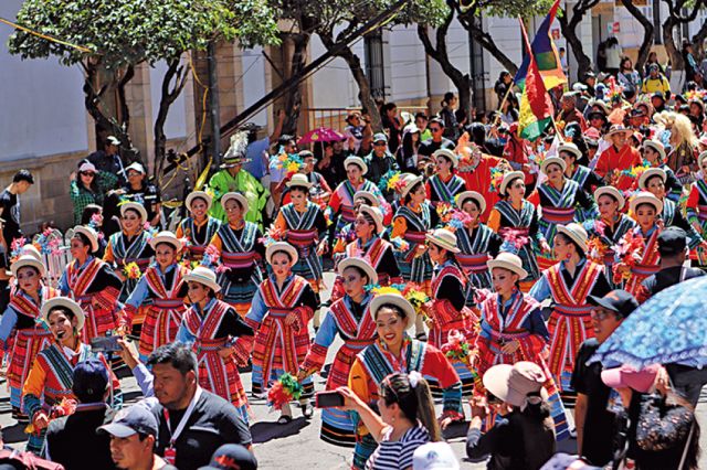 Festividad virgen de Guadalupe de Sucre: Entrada dejó “baches” por mejorar