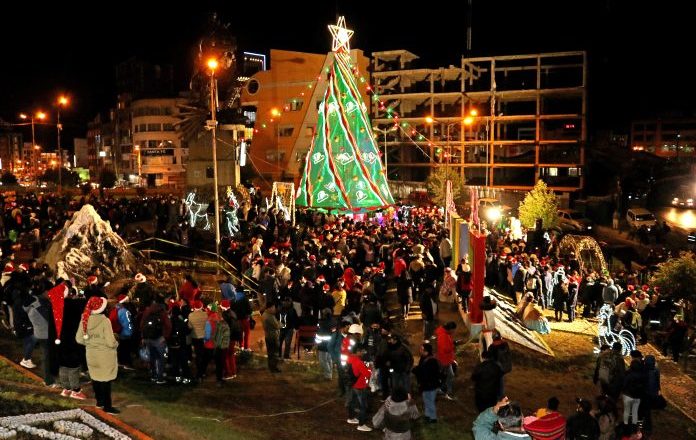 Árbol gigante, desfile y entrega de regalos, conozca el calendario navideño de El Alto