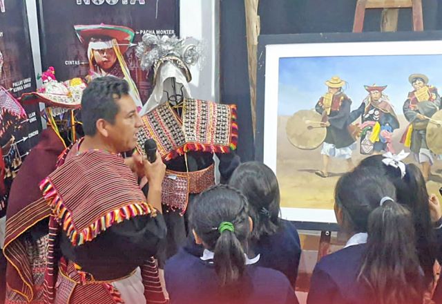 Abren exposición sobre el Pujllay la ciudad de Sucre