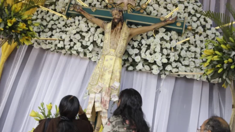 Arranca la fiesta de la fertilidad: Creyentes y turistas visitan Santa Vera Cruz Tatala