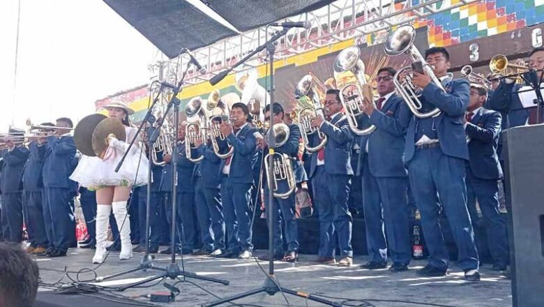 Potosí: más de un millar de músicos sonaron en festival de bandas