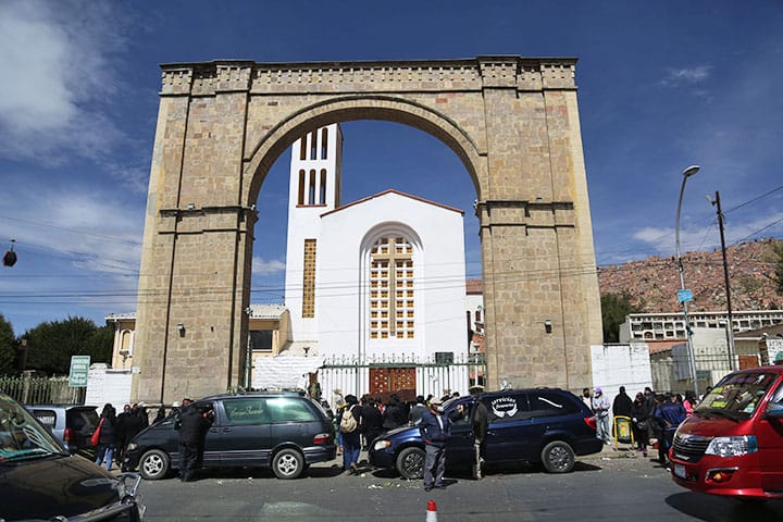 Conozca los horarios y restricciones en el Cementerio General de cara a Todos Santos