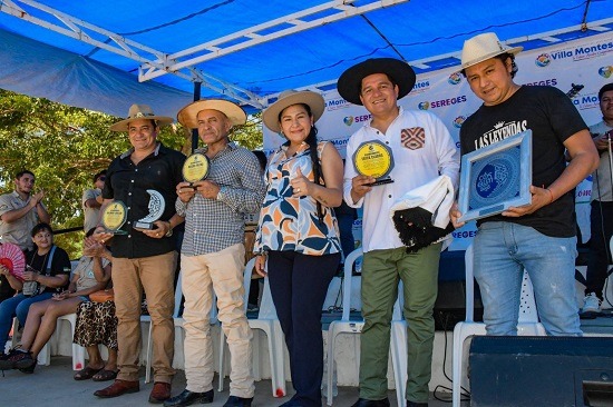 Los chaqueños Dalmiro Cuéllar y Erick Claros fueron reconocidos por su participación en Cosquín 2025